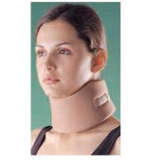 Collare cervicale oppo a densita' compatta misura large. supporta la colonna cervicale in posizione neutrale o anatomica e provvede ad immobilizzarla. chiusura in velcro